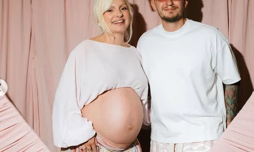 Alexandra Stan a devenit mama pentru prima data FOTO Instagram
