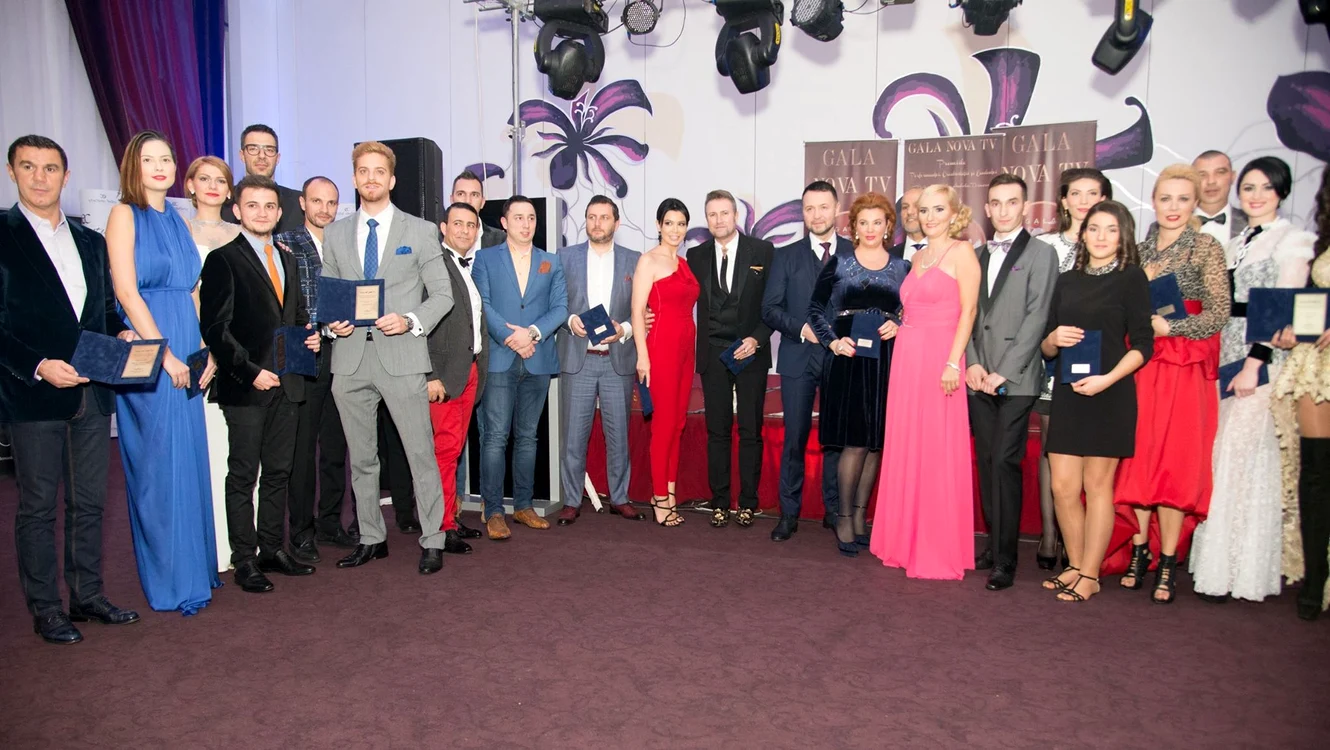 La gala Nova TV a fost prezentă o pleiadă de vedete din România