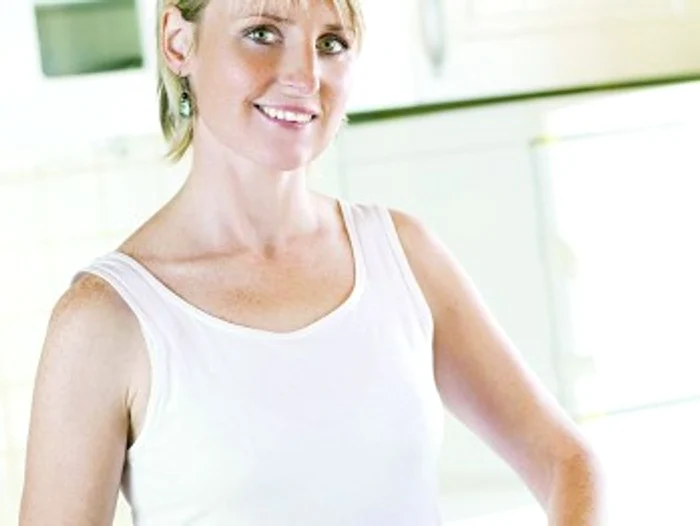 
    Dacă vă doriţi să scăpaţi de cele câteva kilograme acumulate în vacanţă, o dietă bazată pe fructe şi legume ar putea fi o soluţie  