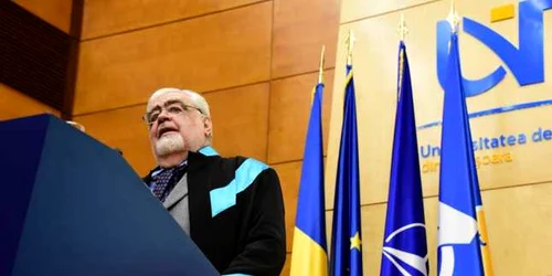 Andrei Pleşu primeşte titlul de Doctor Honoris Causa al UVT