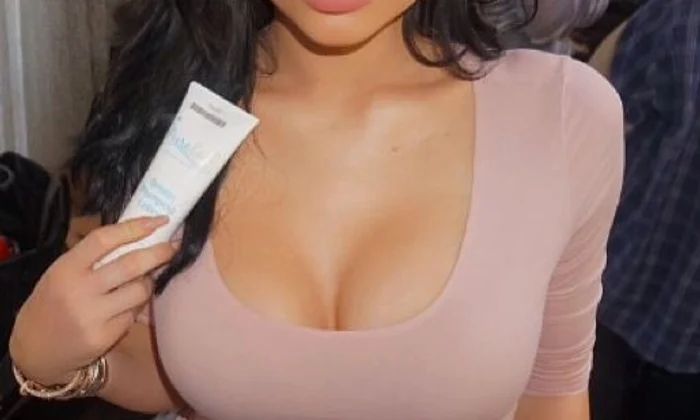 Kylie Jenner Sexy 1 jpeg