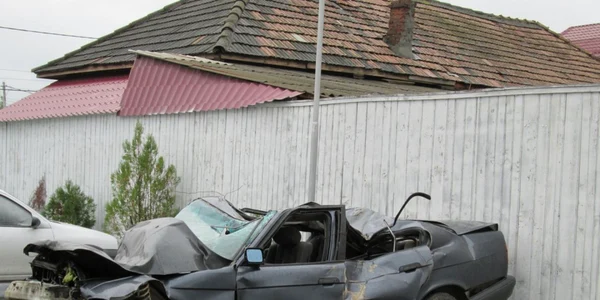 17 % din accidentele rutiere de pe şoselele din Vâlcea s-au produs din cauza unor tineri teribiliştii