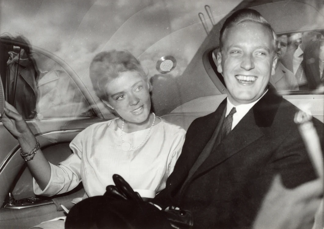 Prințesa Birgitta a Suediei și prințul Johan George de Hohenzollern în drum spre Castelul Stockholm pentru a și pregăti nunta, Profimedia (1) jpg