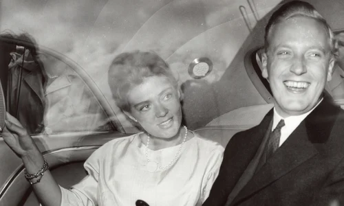 Prințesa Birgitta a Suediei și prințul Johan George de Hohenzollern în drum spre Castelul Stockholm pentru a și pregăti nunta, Profimedia (1) jpg