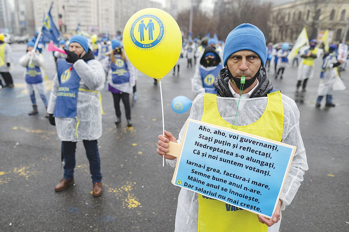 Degeaba protestează  românii că aleșii nu-i  bagă în seamă