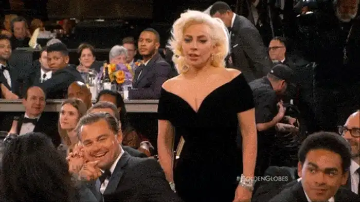 La Globurile de Aur 2016, Leonardo DiCaprio (41 de ani) și Lady Gaga (29 de ani) au avut un scurt moment care a devenit, apoi, viralfoto: Yahoo!