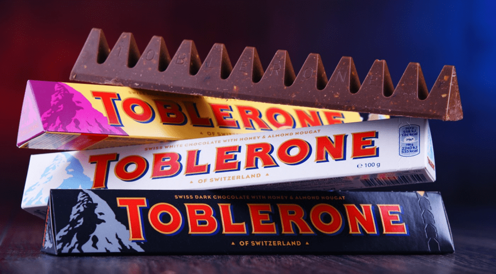Un celebru simbol elvețian, eliminat de pe ambalajul ciocolatei Toblerone. Care e motivul