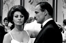 Sophia Loren și Marlon Brando profimedia 0108629302 (2) jpg
