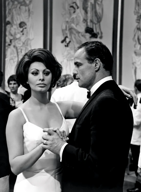 Sophia Loren și Marlon Brando profimedia 0108629302 (2) jpg
