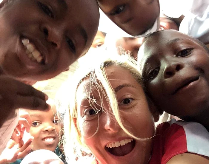 Cristina Rizea s-a îndrăgostit de voluntariat încă din anul al treilea de facultatefoto: Arhiva Personală