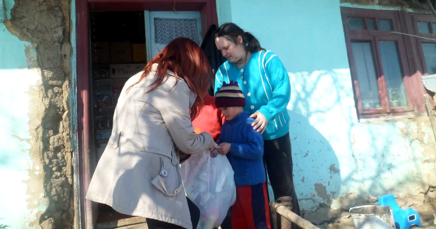 Elevii au fost impresionaţi de sărăcia în care trăiesc unii oameni