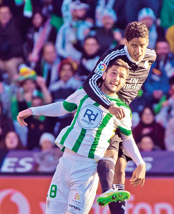 
    Vedetele naţionalei sunt indisponibile pentru jocul cu Feroe şi Florin Andone, de la Cordoba, a fost chemat să le suplineascăFoto: Corbis / Photoland  