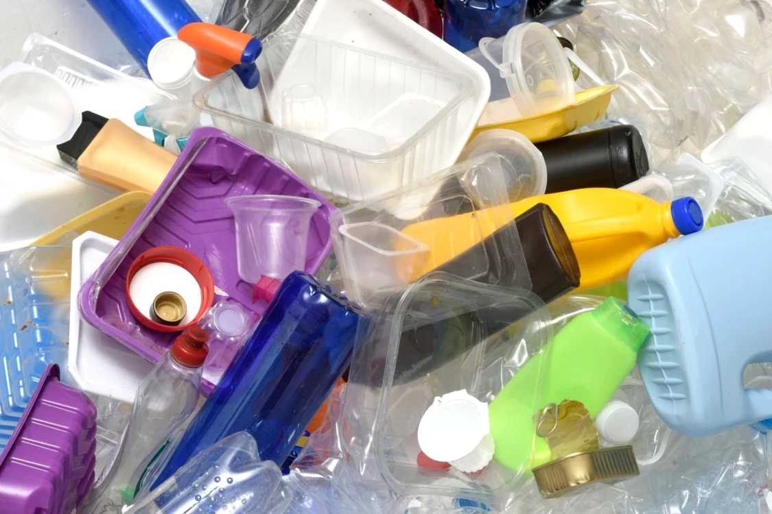AFM amână cu o lună debutul programului „Fabrici de reciclare”, Foto: Shutterstock