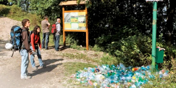 Tâmpa, muntele uitat în gunoaie