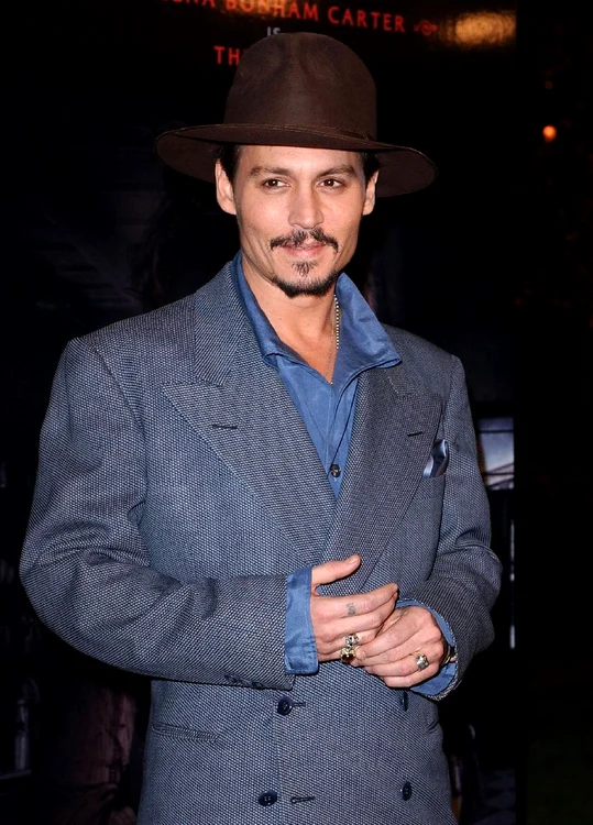 Johnny Depp a împlinit 50 de ani (WENN)