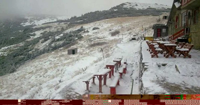 Foto Adevărul/Turiştii sunt sfătuiţi să nu se aventureze pe traseele montane