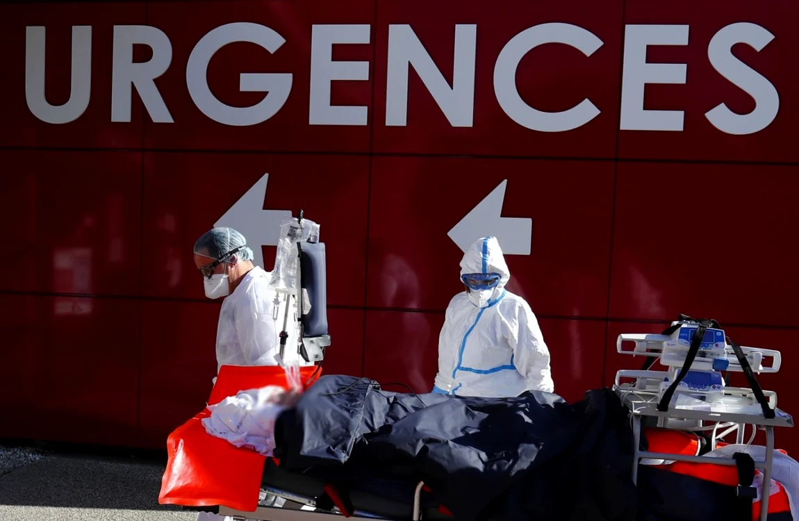 Efectelor următorului val al pandemiei vor putea fi atenuate dacă se va implementa campania naţională de vaccinare. FOTO EPA-EFEE