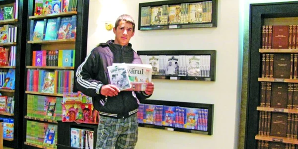 Cristian Cârceag a cumpărat DVD-ul cu filmul "Origini nobile".