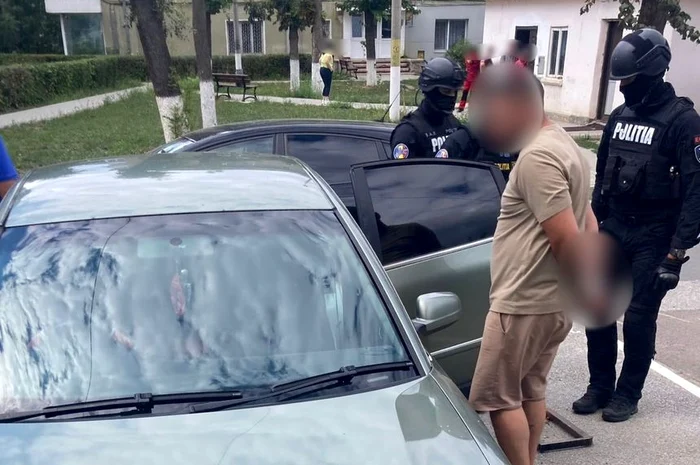 Românul suspectat de lipsire de libertate și viol în Franța a fost reținut FOTO IPJ Bacău