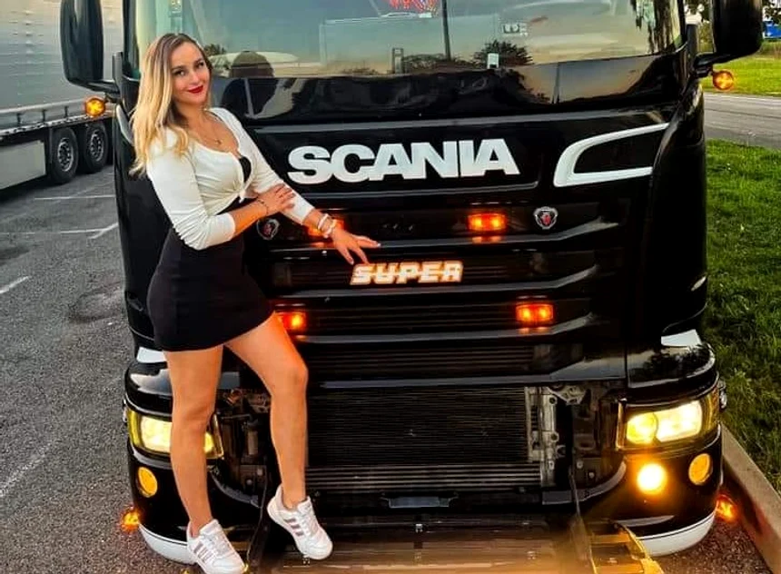Ana Maria a fost preferata TIR-iștilor români FOTO Facebook Ilie Matei