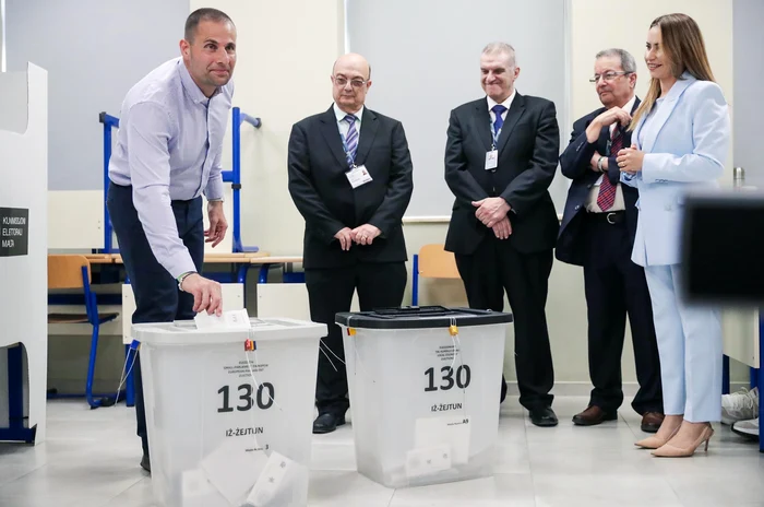 Premierul maltez Robert Abela a votat sâmbătă la o secție din Zejtun FOTO PROFIMEDIA