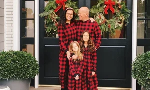 bruce willis emma heming copii craciun instagram jpg