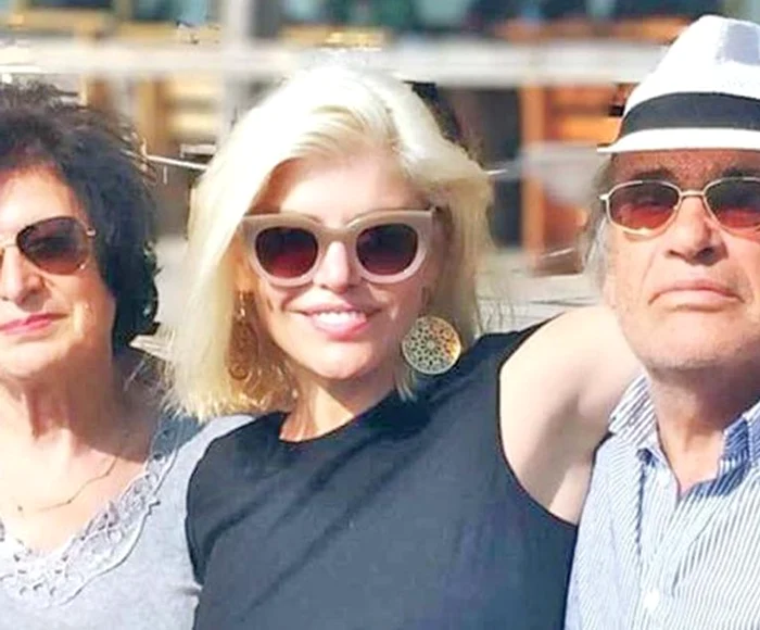 6 loredana groza si parintii sai jpg jpeg