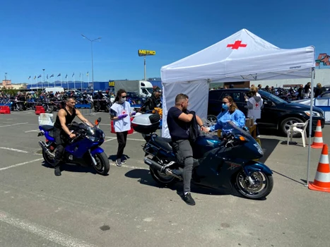 motociclisti la centrul de vaccinare din deva foto prefectura Hunedoara