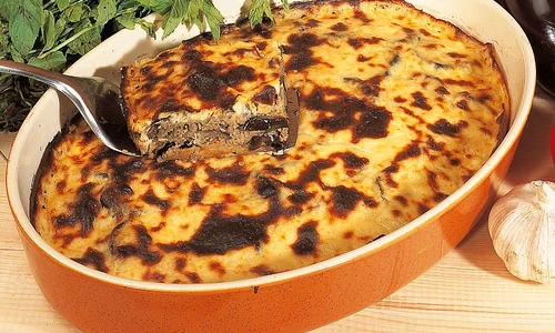 musaca de vinete cu carne tocata jpeg