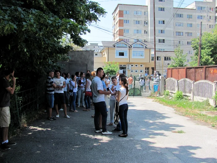 Ultimele ore de emoţii pentru elevii teleormăneni foto: Claudiu Dumitrache