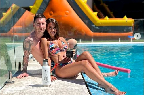 messi piscina jpg