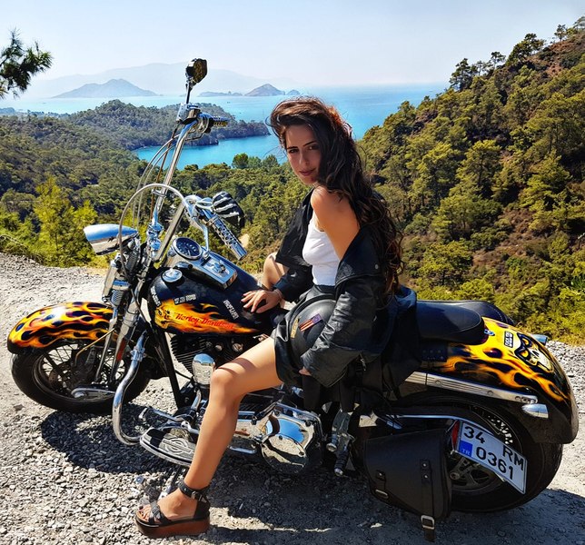 Experiența incredibilă a unei actrițe românce care și-a pierdut actele și banii în Bulgaria: „Am rămas mută. Iubesc oamenii”