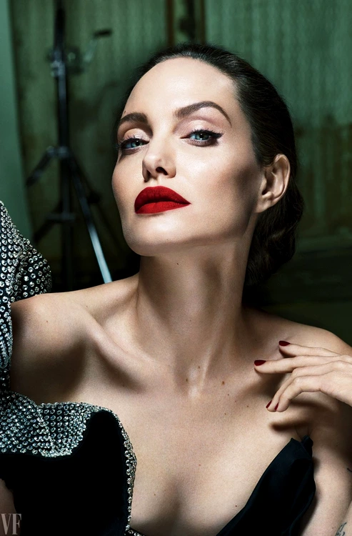 angelina vanity jpg jpeg