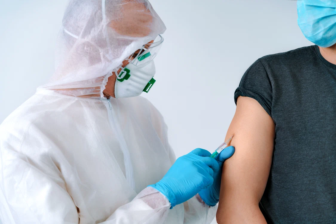 
    “Ce contează e vaccinarea  însăşi”, spune psihiatrul  Gabriel Diaconu    