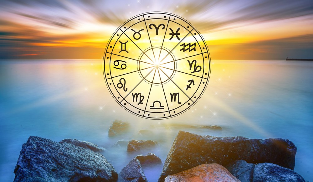 Horoscop sâmbătă, 23 martie. Nativii care trec într-o altă etapă a relației de cuplu. Ce zodii au parte de reușite
