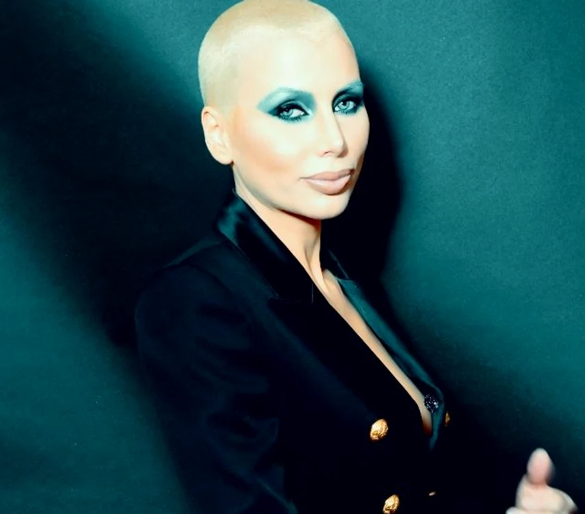 
    Cătălina Toma nu a putut fi prezentă la înmormântarea mamei saleFoto: arhiva personală  