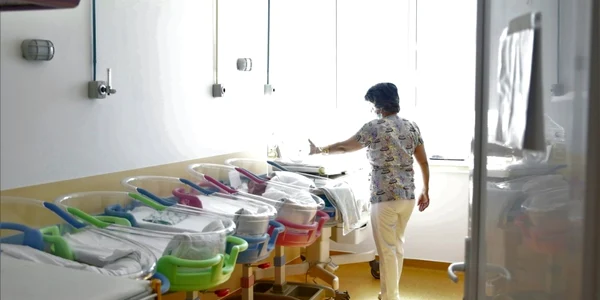 spital targu jiu nastere foto