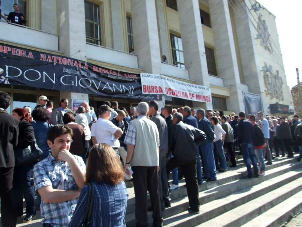 Aglomeraţie la Bursa Locurilor de Muncă