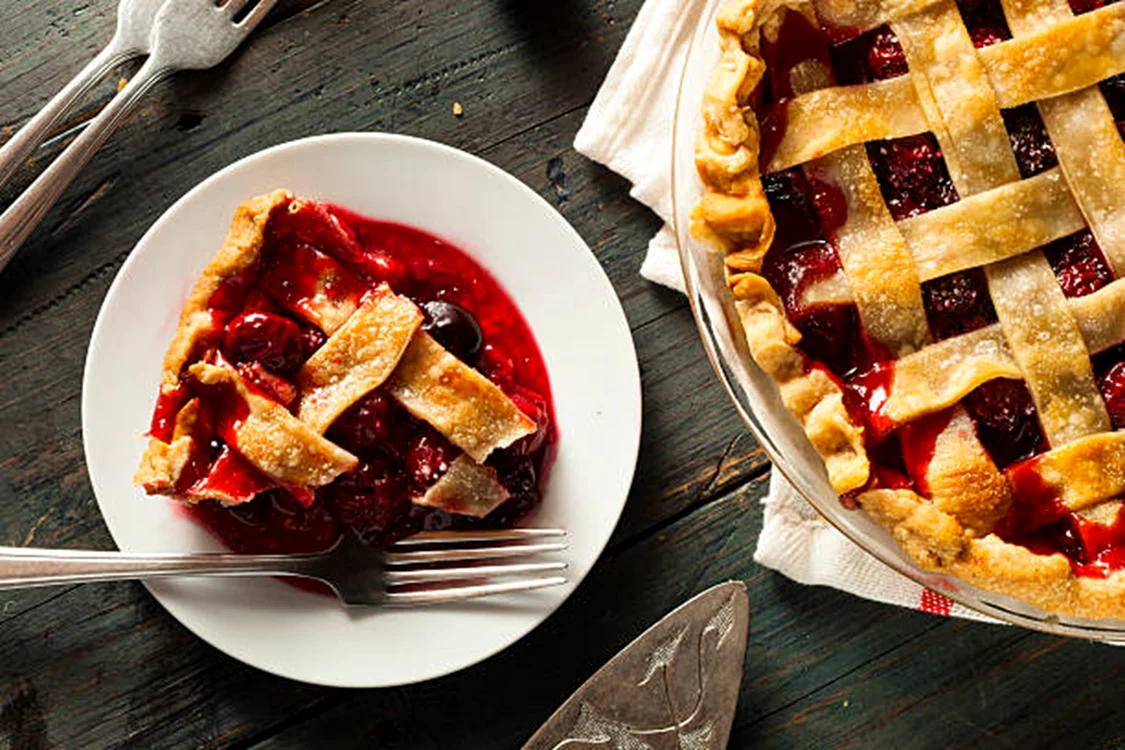 Vișinele sunt perfecte pentru o plăcintă delicioasă / foto: IStock