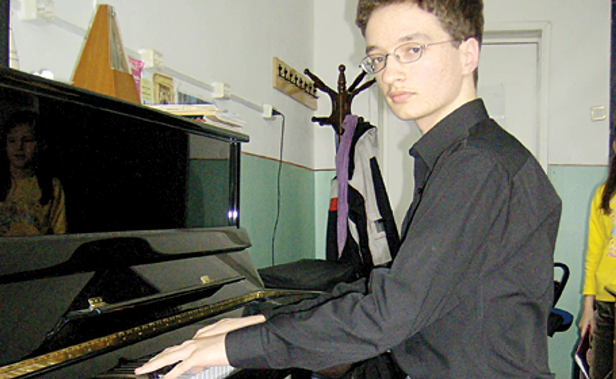 Alexandru Lazăr