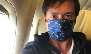 radu valcan in avion jpeg