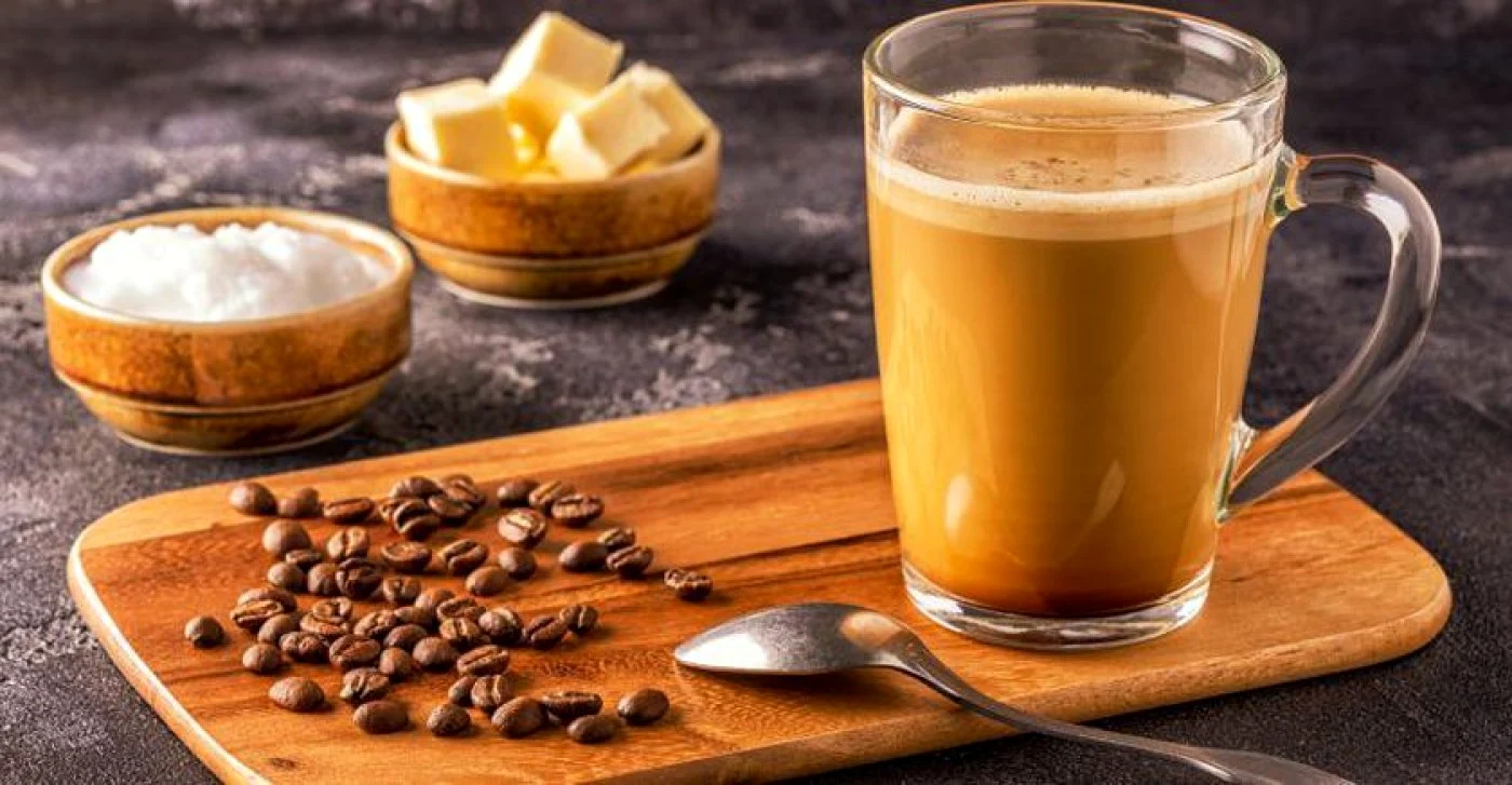 Câte ceşti de cafea putem consuma zilnic fără a ne pune sănătatea în pericol