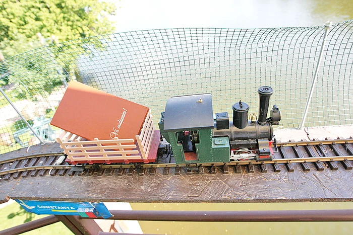 Nota soseşte cu un tren special cu care se întoarce şi restul