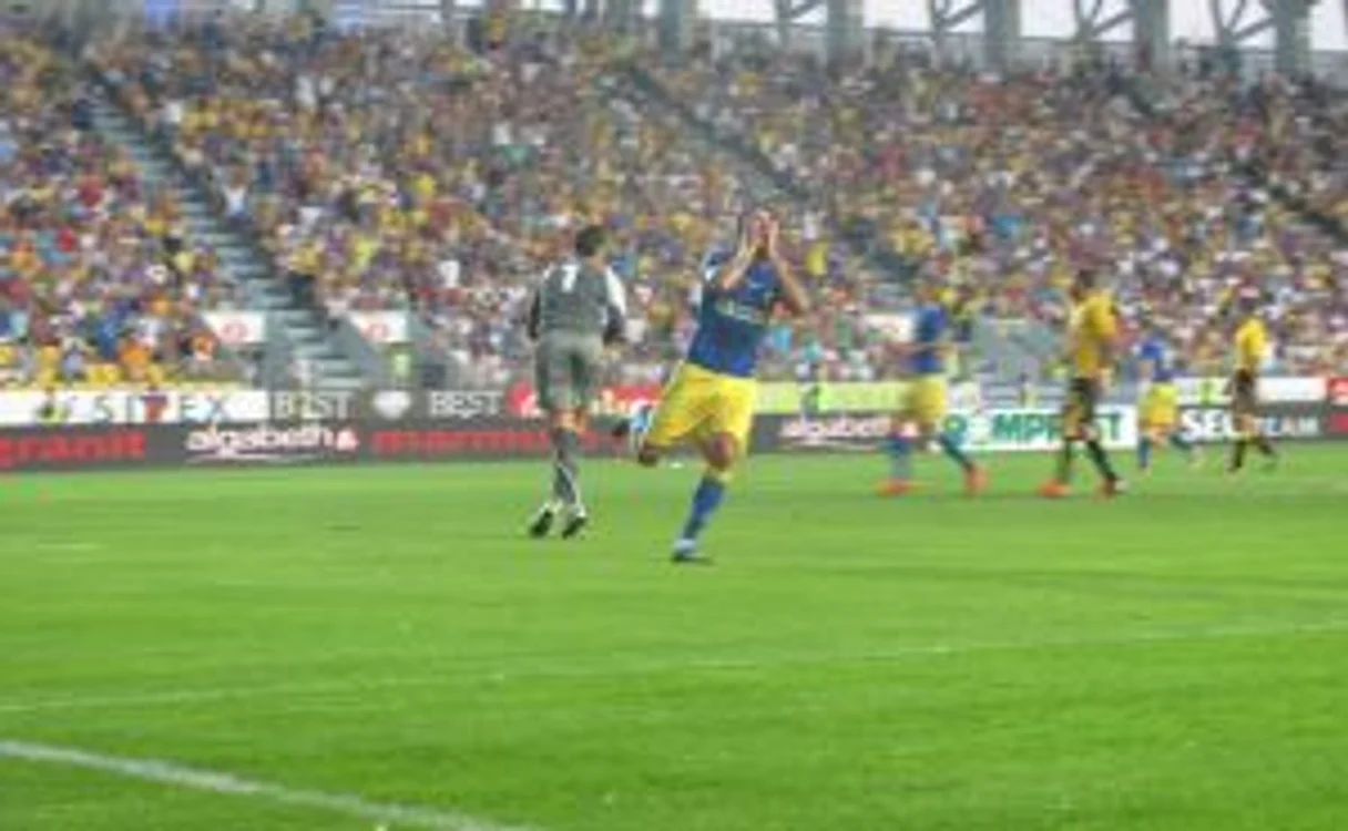 Younes Hamza a fost printre cei mai aplaudaţi jucători