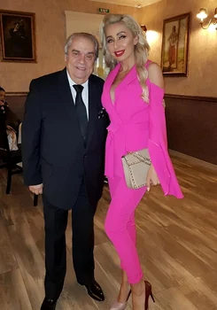 Sonia Trifan, alături de Aurel Pădureanu foto: Facebook