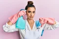 Nativi certati cu curatenia  Sursa foto shutterstock 1906829107 jpg