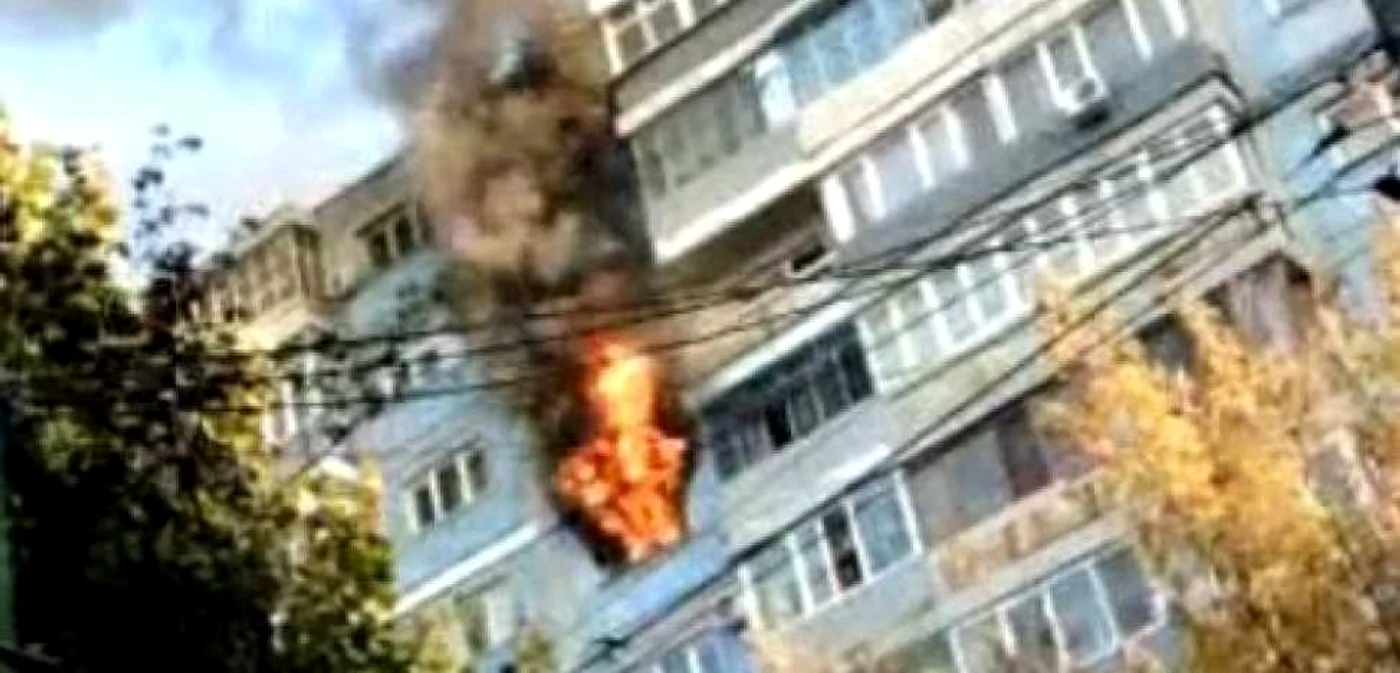 Incendiu la etajul VII