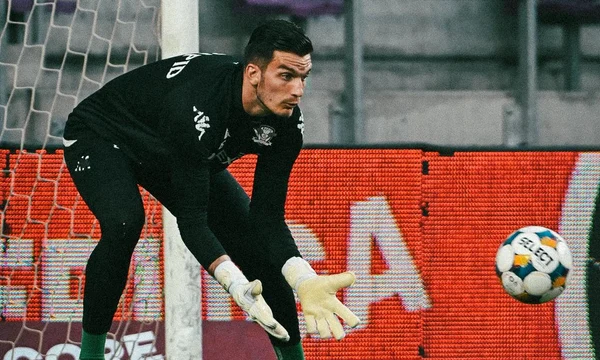 Marian Aioeni, la încălzire FOTO Facebook FC Rapid