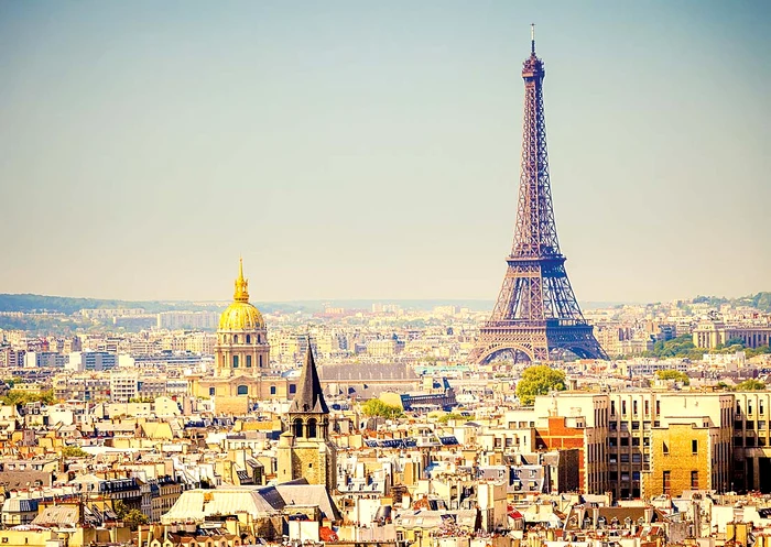 Toamna e o perioadă mai bună de vizitat Parisul faţă de primăvară, pentru că vremea e mai puţin capricioasă