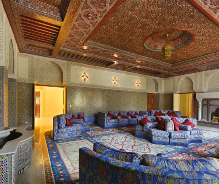 Unele camere au fost decorate în stil marocan (Foto: Whisper Auctions)